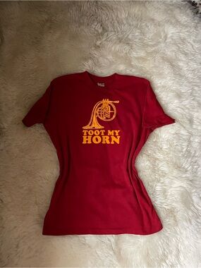 Vintage | rare Abercrombie & fitch single stitch humor toot my horn red t shirt
